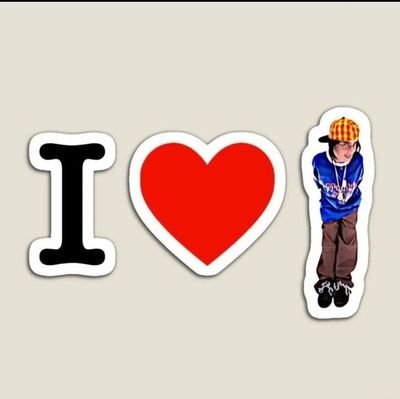 pah_rxa's profile picture. promises are false and love hurts💭