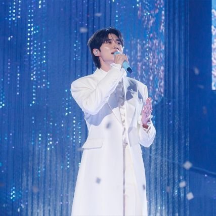 rose__iloveyou's profile picture. 덕질을 위한 곳