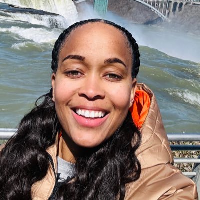❤️Jesus |📊Accountant |🎓MBA |🐘DST Athlete🏀 #10 #luhoopz | 🏆Champion🇮🇪 Lincoln University, PA #HBCU #RiP Da-Da 🙏🏽 🏁💙