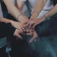 Apobangpo⁷ 💜 BTS is 7 (@feyre_feyre) 's Twitter Profile