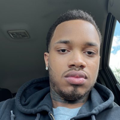 LillMirrr's profile picture. IG Momoneymirr_ 🦈 #onepride