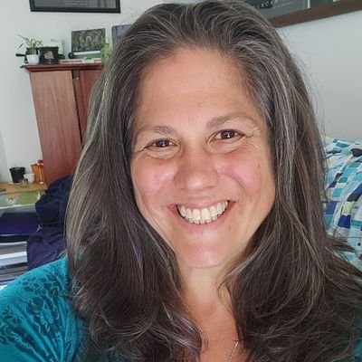 WalkingSofter's profile picture. Amerstralian, Single mom, who is the spice in the fruitcake of life ;). 💙 #growthmindset #neuroplasticity #epigenetics #quantumphysics