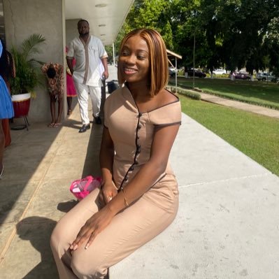 _mandieeee_'s profile picture. 🇬🇭||👩🏽‍⚕️🩺 || Medicine || DIYer || Lover of the finer things of life||