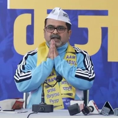 मैं भी आम आदमी
शिक्षा जगत को आगे बढ़ाना
my idial ojha sir