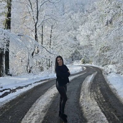 IAdeodat22559's profile picture. Romanian 🇷🇴who lives in Paris 🇫🇷, MOTHER 🧑 OF A BOY 👦