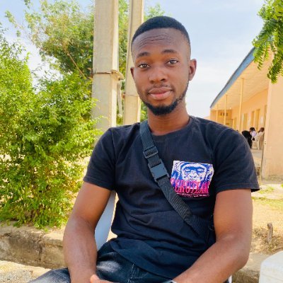 chris_adeyinka's profile picture. Full stack developer | animal scientist | lover of God | educationist | Ex-Ladokite | Man U fan.