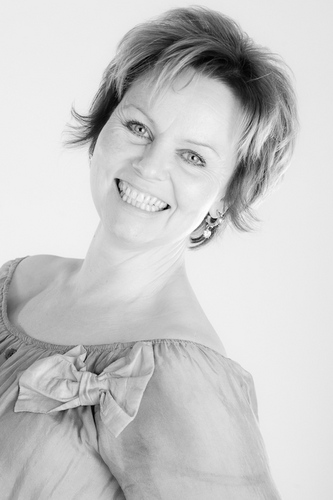 heidivagen's profile picture. Skriver ikke, bare leser. Og laiker.
Du trenger ikke følge meg tilbake fordet om jeg følger deg.