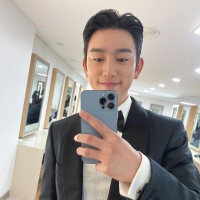 คนแปก_มีสัมมีชื่อ PakrJinYoung🍑さんのプロフィール画像