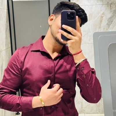 rupesh_here's profile picture. READY TO CREATE A HISTORY!! 💜