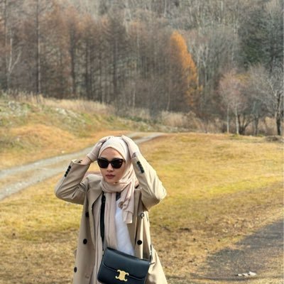 biochelin's profile picture. tadinya mau naif, tapi gajadi