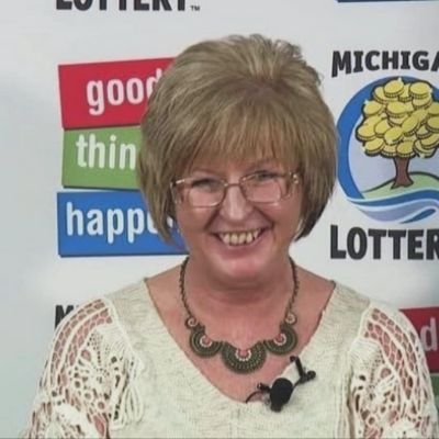 I'm Julie leach the Michigan power ball of $310millions. I'm donating $100,000 to my new 1k followers to help the needing the poor