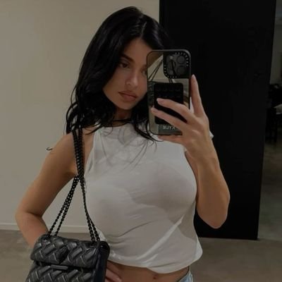 MStarward24679's profile picture. I'm a woman of myself