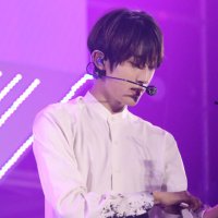 우유 (@min5min13) 's Twitter Profile