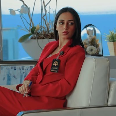 lawyerreemald's profile picture. محامية | ليسانس الحقوق جامعة الكويت ⚖️  | عضو في جمعية المحامين الكويتية