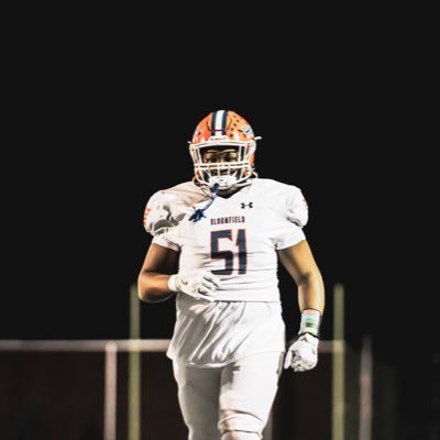 @BWarhawksFB✝️c/o ‘26 IOL/3Tech/EDGE|3.0 GPA|6’2 285|Team Captain|1x First Team All-State IOL|Windsor, CT| 860-983-0320| @TyOutlaw4| NCAA ID# 2411451599