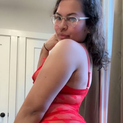 Main Account | 28 | TEXAS | Sweetest Mexicana 🇲🇽 |🔞| Solo Content Creator | Libra | 🫦| https://t.co/XvYvXJRfU3