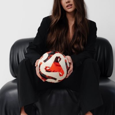 Martynaanaa's profile picture. Psycholog sportu 🟡🔴