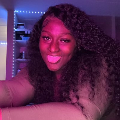 (NO FREE LINKS/MEETUP) ONLY PAGE Big Booty TRANS PRETTYBITCH with good throat grip 😈 IG: tiahvixen Pornhub: tiahvixen513 $8 DM FEE