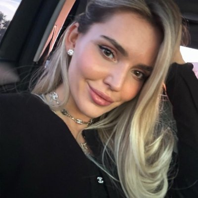 TROYOTTO7's profile picture. 🇺🇸I am a modern woman with a strong sense of career and independence.