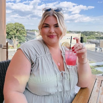 kelly_momma65's profile picture. I'M A BILLIONAIRE, I'M HERE TO HELP THE POOR IN ANY KIND OF SITUATION I'M CARING AND HONEST LADY I'M NOT HERE FOR RELATIONSHIP