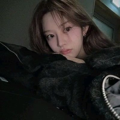 Page bears with constellations of curiosity and love for tunes conflating. (ⓘ 사이버: Herewith, she echoes a boundless wonder through the miraculous ether) ༄.°