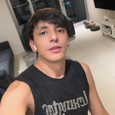 Sinaloense 🇲🇽. Papá orgulloso de eche Lolo, actor, locutor y generador de contenido. En otras redes: joseandreees