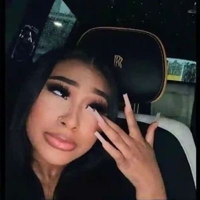 KarolaineA88632's profile picture. Gabriel 🖤
ruan🖤