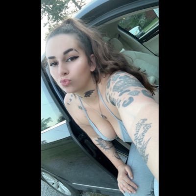 26 years young 😇 content creator 🌶️ https://t.co/a4IvJmXxuc