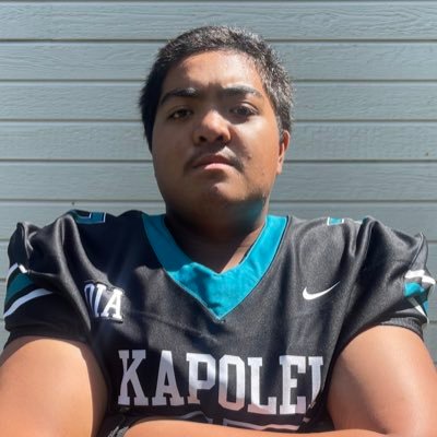 6’6 280||Kapolei high school C/O 25||GUARD/TACKEL ||Email @rtautolo77@gmail.com|| phone#(808)-384-6783