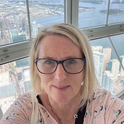 1dozymoo's profile picture. 