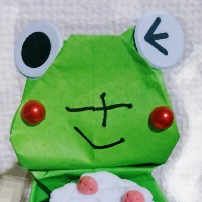 笹木カエル。 Profile