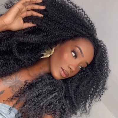 NaiaraSalli's profile picture. 