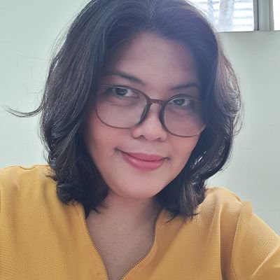 midulceLorraine's profile picture. taste buddy... dog lover...enjoys desserts... and has interests in the fields of medicine and food.