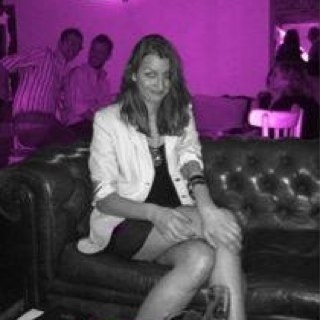 Kate_Grass's profile picture. Se leggessimo insieme la mia Bio, avrei l'irrefrenabile istinto di sdrammatizzarla..
Ooh La