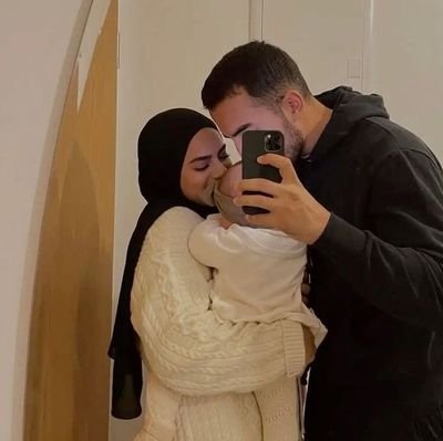 اللهم ارضِّني بما قضيت وعافني فيما ابقيت حتى لا أُحب تعجيل ما أخرت ولا تأخير ما عجلت 🌿