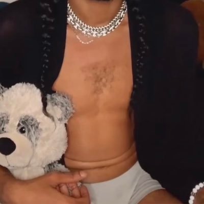 Mr. 6inch is the name, and I’m here for one thing & one thing only & that is to suck dick🍆💦, no face no case🥷🏽. dm me now, UDC CAMPUS AREA.