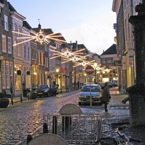 StraatjesGrave's profile picture. Volg De Graafse Straatjes op Twitter / voeg ons toe op Facebook en je bent altijd op de hoogte welke leuke evenementen er in #Grave gehouden worden!