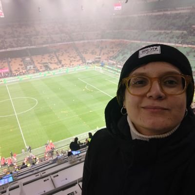 filoni_diletta's profile picture. Giornalista, direttrice editoriale @soloxmilanisti 
•25 anni
•Puglia, Italia
• 📩 dilettafiloni99@gmail.com
•TikTok: @diletta.filoni