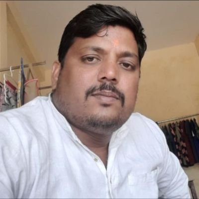 ShaendraYadav's profile picture. 🌺जिंदगी मे उजाला तभी होगा,
जब साथ मे मुरलीवाला होगा 🌺