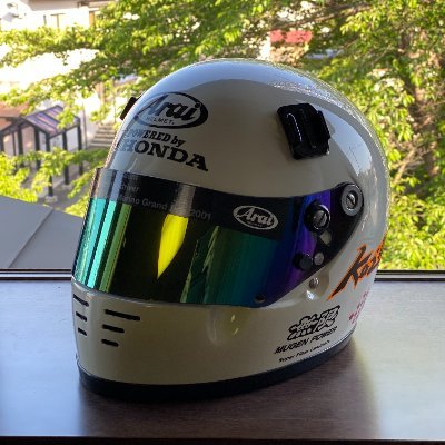 車とカメラが趣味な旅行好き中年。 こんなプロフ写真ですがサーキット走行は引退状態。現在はのんびりと裏方に徹しています。 令和6年4月から古物商してます。「楽しく前進」が座右の銘。
