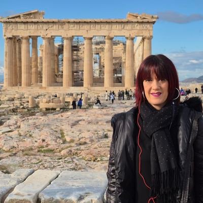 EdurneLeranoz's profile picture. Futbolera⚽OSASUNA, BETI-ONAK y XOTA. ¡¡Viva San Fermin!! Fan y amante de los Musicales🎤🎶Victor Gómez y Roger Berruezo .