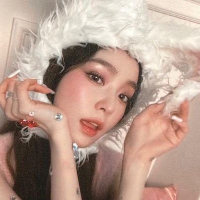 emilly ※ her/she - ela/dela ※ gg stan but mainly rv/loona/twice + exo ※ wenseul akgaes stay away 💖
