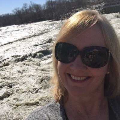 👩 Wife, Mother, Financial Consultant, Dog Lover, Democrat 💙💙💙, INTJ, Women's Rights, Civil Rights, Racial Equality, #SaveOurPlanet 🙏, #HarrisWalz, NO DMs