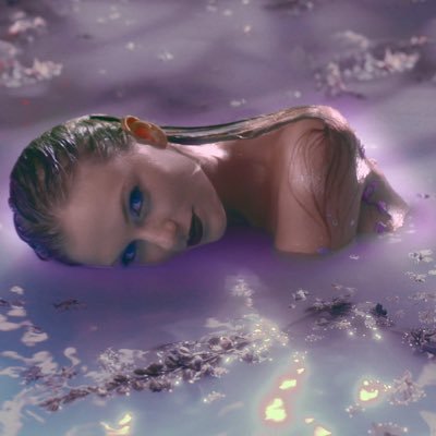 cowboylike_rose's profile picture. Taylor Swift + Rosé