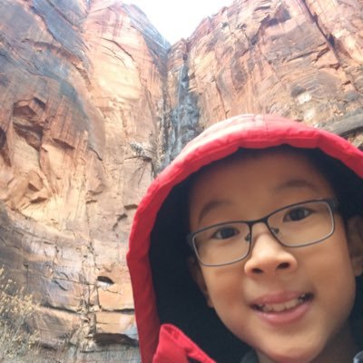 Streamer/Youtuber, Fan of Brawl Stars, RANK 10 KING
Discord: https://t.co/89dN7ZoWgx
Youtube: https://t.co/7rMOUiHOdS