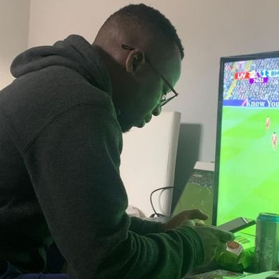 chris_mavuthela's profile picture. Music is my life, God knows I'm going to be rich.