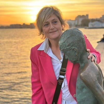 Alcaldesa de Camargo de 2015 a 2023. Secretaria de Política Institucional del @PSOECantabria