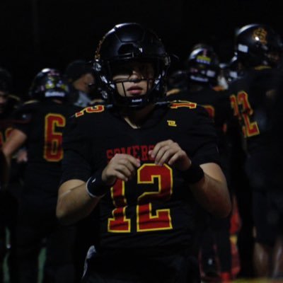SLHS🦁| C/o 2025 #12, Quaterback| North Las Vegas🎰NV🏜️| 6’0 200lbs| 619-381-8188 | 3.1 GPA https://t.co/RgU1YEeGdS