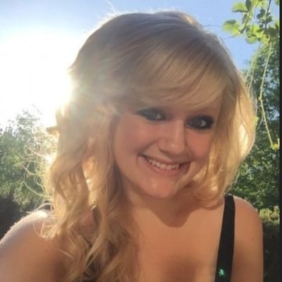 Camilla000100's profile picture. 