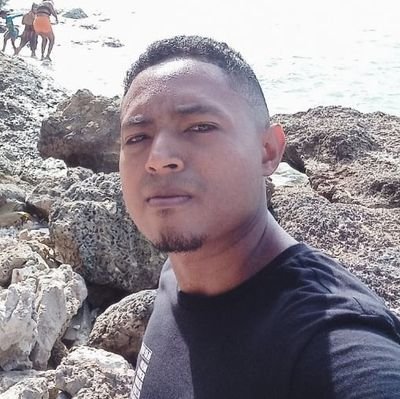 ORamPer93's profile picture. La historia y la economía, entrelazadas 🏢🗺️🌁📖